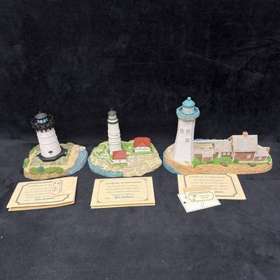 Sale Photo Thumbnail #373: Harbour Lights Massachusetts Lighthouse Figurines Boston Harbor Landmark