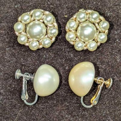 Sale Photo Thumbnail #469: 2 Sets Of Vintage Faux Pearl Earrings