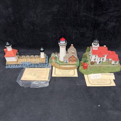 Sale Photo Thumbnail #392: 3 Harbour Lights Michigan Lighthouse Figurines Grand Traverse with Boxes