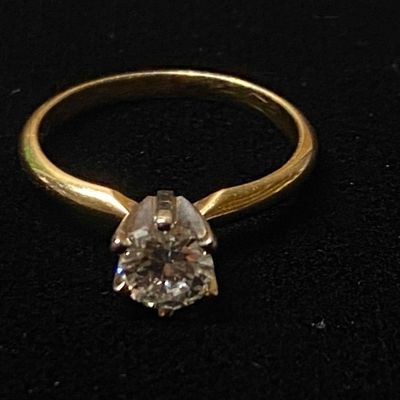 Sale Photo Thumbnail #210: Vintage Natural VS .63 ct Diamond 14K Engagement Solitaire Ring