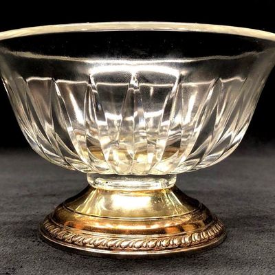 Sale Photo Thumbnail #88: Vintage Saben - Sterling Silver Pedestal Base Divided Glass Nuts Candy Condiment Dish