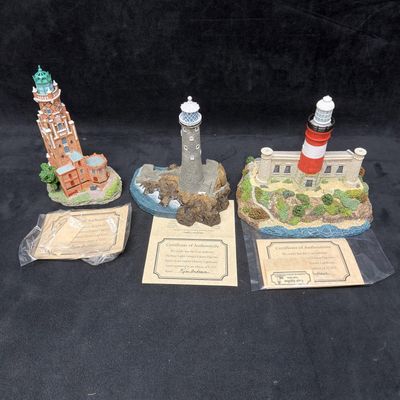 Sale Photo Thumbnail #381: Harbour Lights International Lighthouse Figurines Cape Agulhas England Germany