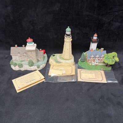 Sale Photo Thumbnail #380: 30 Mile Point Harbour Lights New York Lighthouse Figurines Group of Three