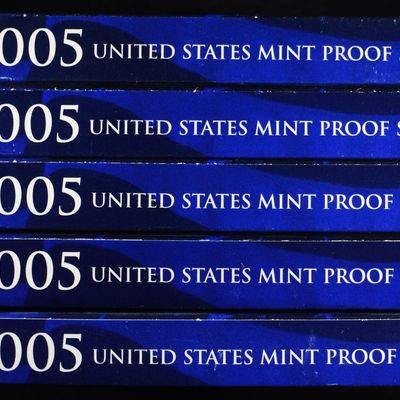 Sale Photo Thumbnail #319: (5) 2005 US MINT PROOF SETS