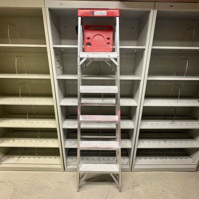 Sale Photo Thumbnail #370: Davidson Model 527-06 Six Foot Aluminum Stepladder