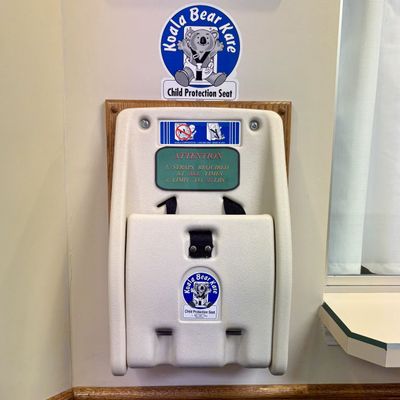 Sale Photo Thumbnail #70: Koala Kare KB102 Wall-Mounted Child Protection Seat