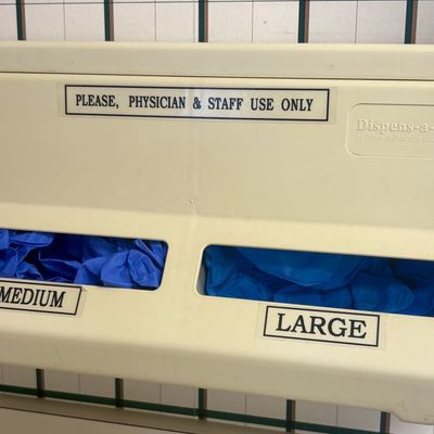 Sale Photo Thumbnail #178: Pinnacle Products Inc. Dispens-a-Glove Wall-Mounted Medical Glove Dispenser