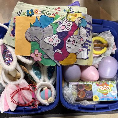 Sale Photo Thumbnail #291: A Collection of Easter-Themed Decorations and Toys Including Resurrection Eggs and Fabric Banners