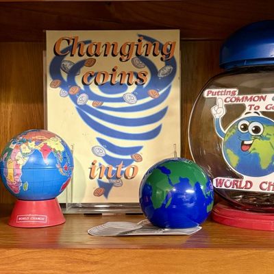 Sale Photo Thumbnail #267: A Collection of Globe-Themed Banks and Fundraising Display Materials
