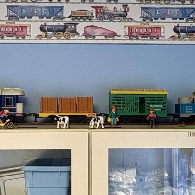 Sale Photo Thumbnail #157: Playskool Express Plastic Toy Train Set with Figures and Accessories