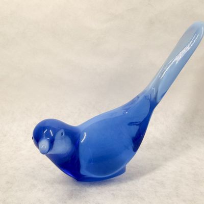 FENTON BLUE GLASS BIRD, 1980S