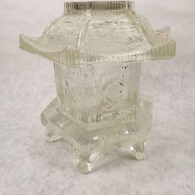 IMPERIAL CRYSTAL PAGODA LANTERN