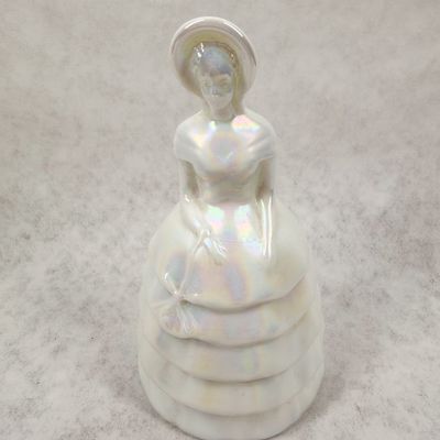 WHITE GLASS SOUTHERN BELLE FIGURINE
