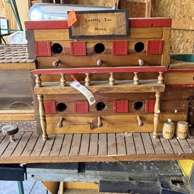 Sale Photo Thumbnail #107: VINTAGE BIRD FEEDER