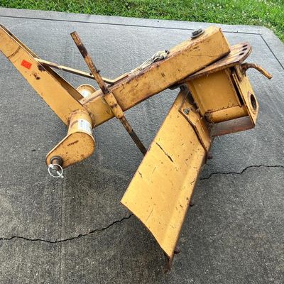 Sale Photo Thumbnail #115: WOODS 5FT BLADE ATTACHMENT