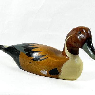 Sale Photo Thumbnail #70: VINTAGE HAND CARVED WOODEN  PINTAIL DUCK