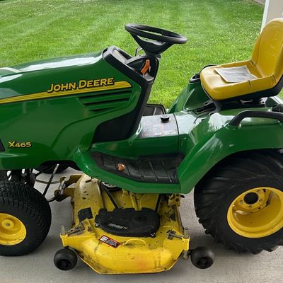Sale Photo Thumbnail #112: JOHN DEERE X465 WITH BELLY MOWER