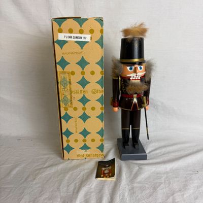 3197 Vintage 1992 PJ Dark Guardsman Nutcracker