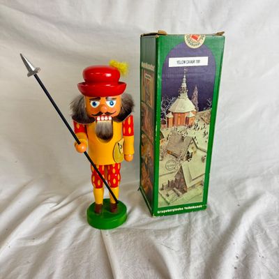 3188 Vintage Nussknacker Handarlbelt Yellow Calvary 1991 Nutcracker