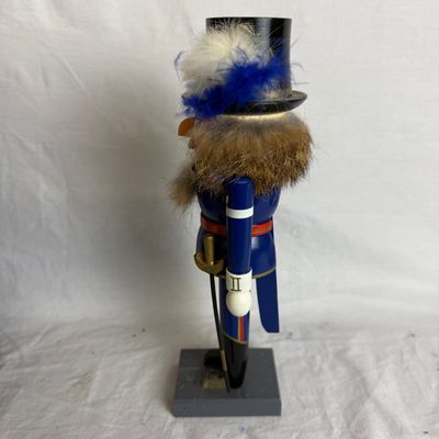3198 Vintage 1997 Blue Guardsman Nutcracker