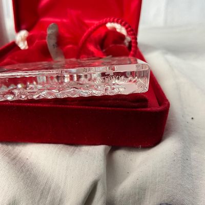 3239 Waterford Crystal 1998 1st Edition Trimming the Tree Ornament