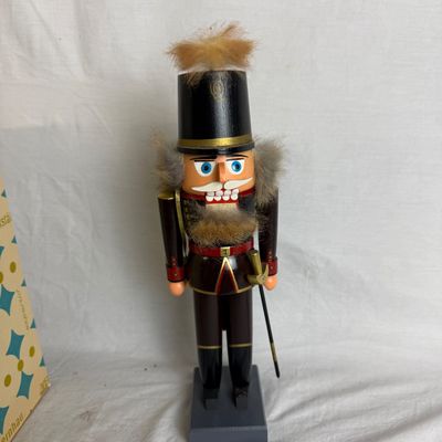 3197 Vintage 1992 PJ Dark Guardsman Nutcracker