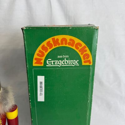 3189 Vintage 1990 Nusskknocker Handerbelt Toy Solder
