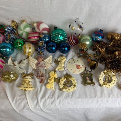 3187 Large Assortment of Glass Ball Ornaments Vintage and New