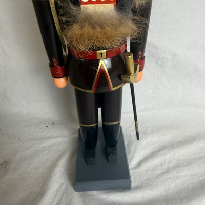 3197 Vintage 1992 PJ Dark Guardsman Nutcracker