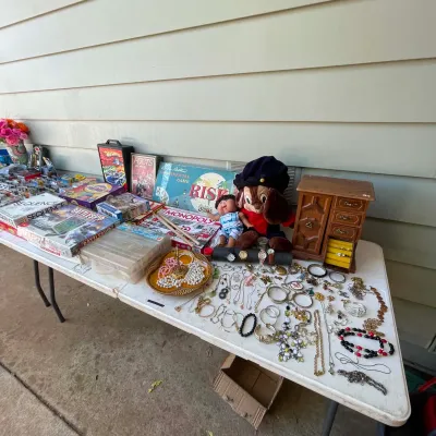 Estate sale photo
