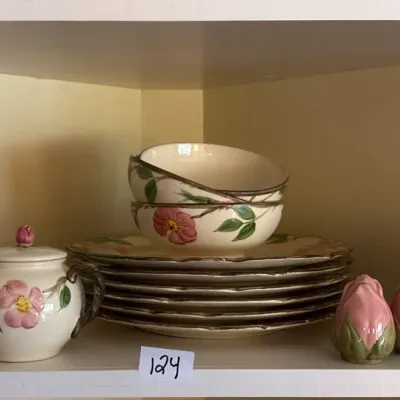 Sale Photo Thumbnail #285