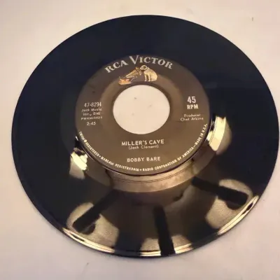Vintage Bobby Bare “Miller’s Cave” / “Jeannie’s Last Kiss” RCA Victor 45 RPM Record 47-8294