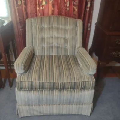 MCM Tufted Side Chair