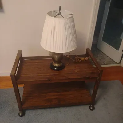 Vintage Magnavox Rolling Tv Cart And Brass Lamp