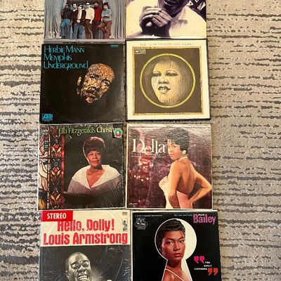 Sale Photo Thumbnail #107