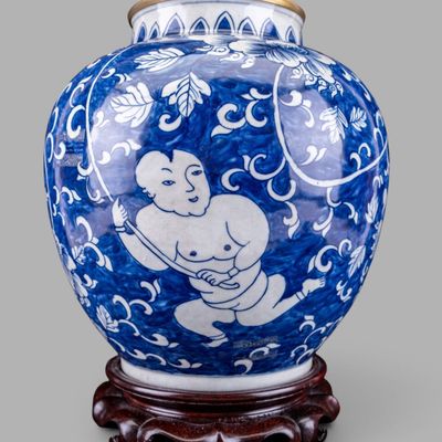 Sale Photo Thumbnail #111: Chinese Blue and White Porcelain Ginger Jar Lamp