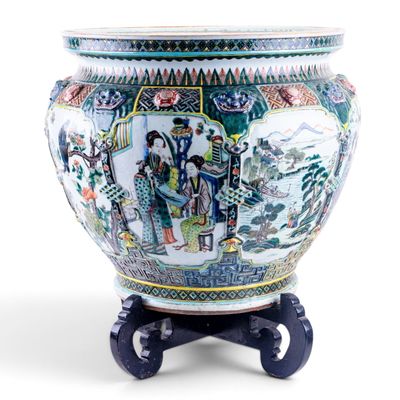 Sale Photo Thumbnail #217: Large Chinese Famille Verte Porcelain Fishbowl