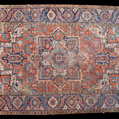 Sale Photo Thumbnail #63: Heriz Area Rug