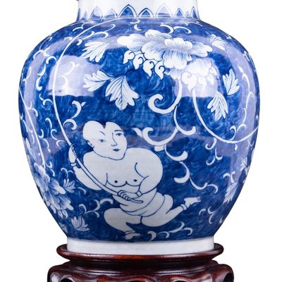 Sale Photo Thumbnail #407: 19th C Chinese Blue & White Porcelain Lamp
