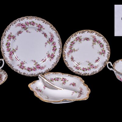 Sale Photo Thumbnail #221: Royal Albert Bone China Dimity Rose