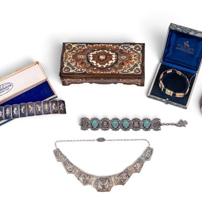 Sale Photo Thumbnail #480: European & Asian Boxes, Necklaces & Bracelets