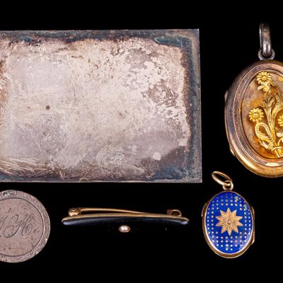 Sale Photo Thumbnail #473: Victorian Lockets & Pins