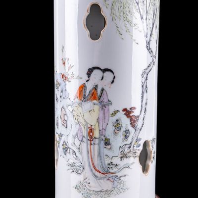 Sale Photo Thumbnail #116: Chinese Republic Porcelain Famille Rose Lamp