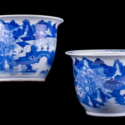 Sale Photo Thumbnail #142: Chinese Blue & White Porcelain Jardiniere Pair