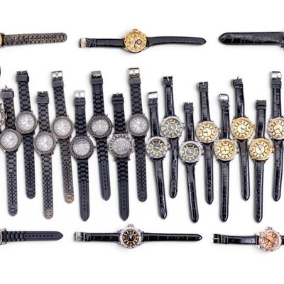 Sale Photo Thumbnail #435: 30 Techno King Quartz Wristwatches