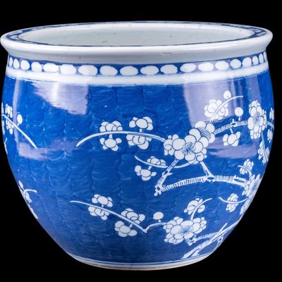 Sale Photo Thumbnail #107: Chinese Blue and White Porcelain Ice Plum Planter