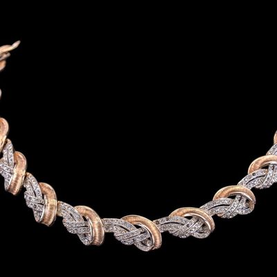 Sale Photo Thumbnail #444: Hattie Carnegie Necklace