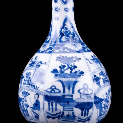 Sale Photo Thumbnail #140: Chinese Blue & White Bottle Vase, Kangxi Period