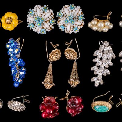 Sale Photo Thumbnail #467: Wing Back Earrings