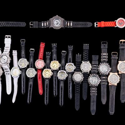 Sale Photo Thumbnail #434: 25 Techno King Quartz Wristwatches